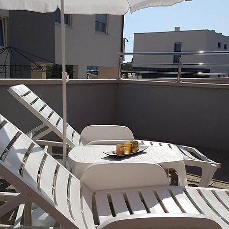 Apartment Orange Brist Pula Exterior foto