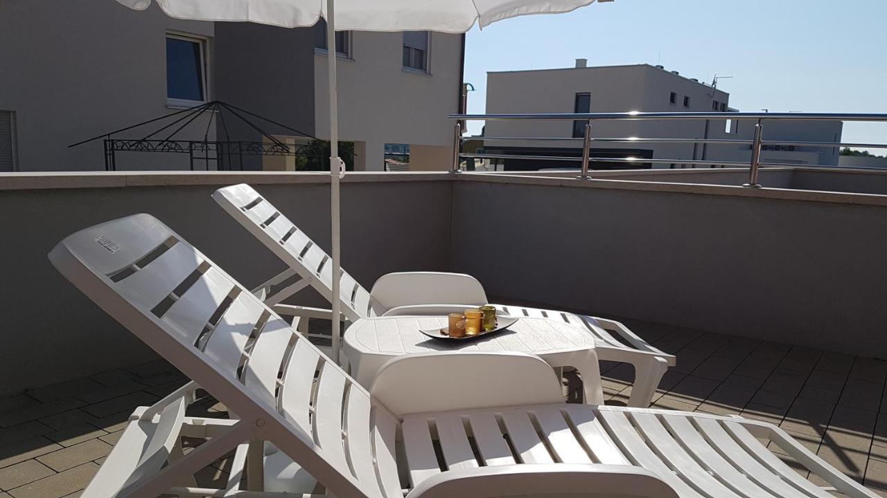 Apartment Orange Brist Pula Exterior foto