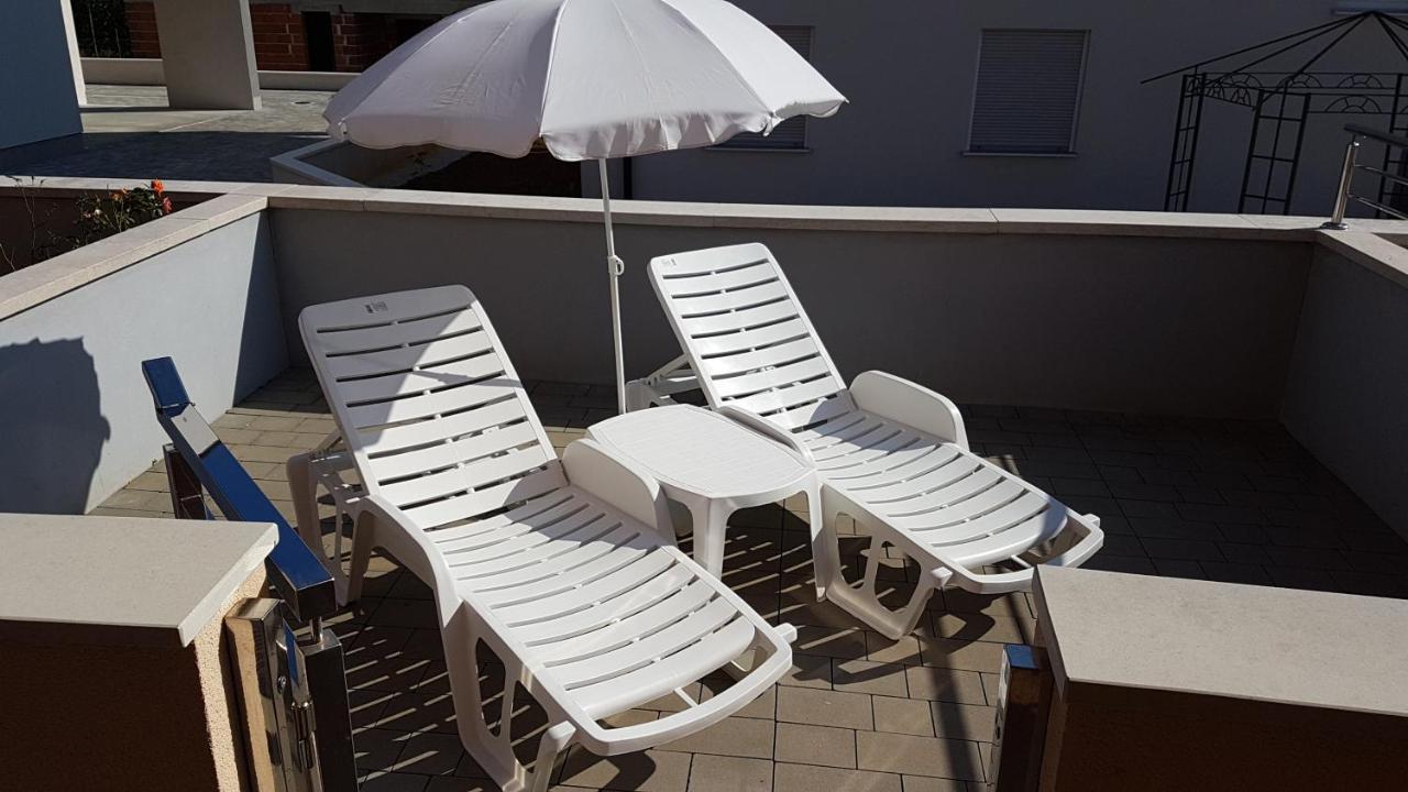 Apartment Orange Brist Pula Exterior foto