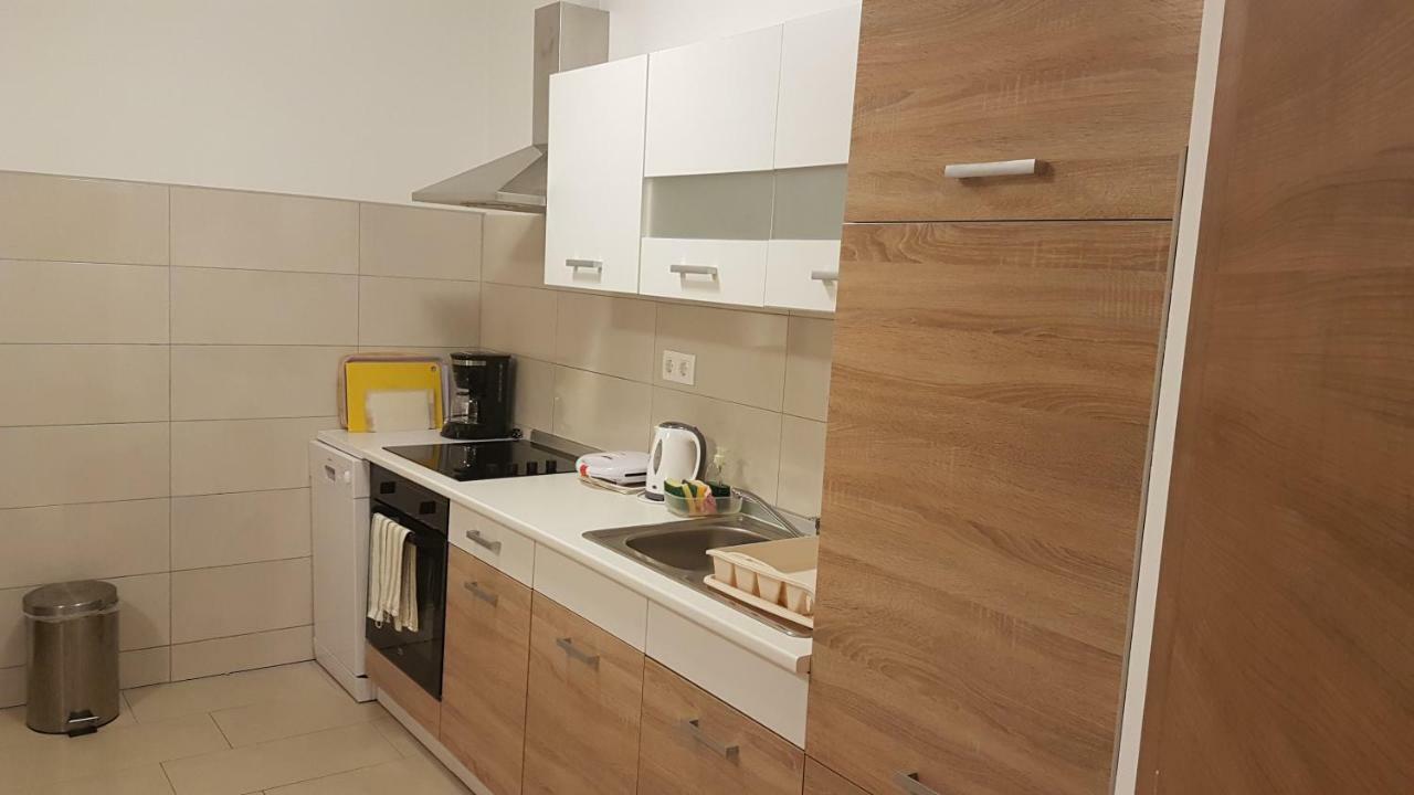 Apartment Orange Brist Pula Exterior foto