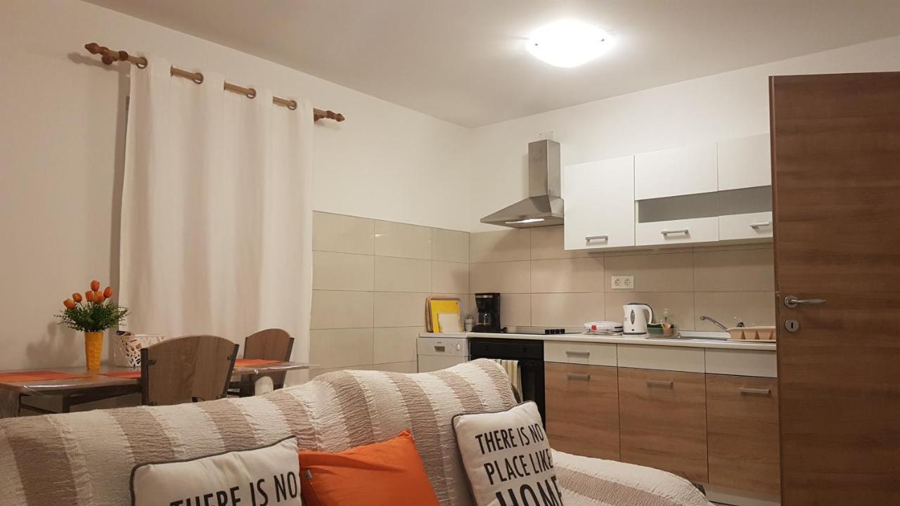 Apartment Orange Brist Pula Exterior foto